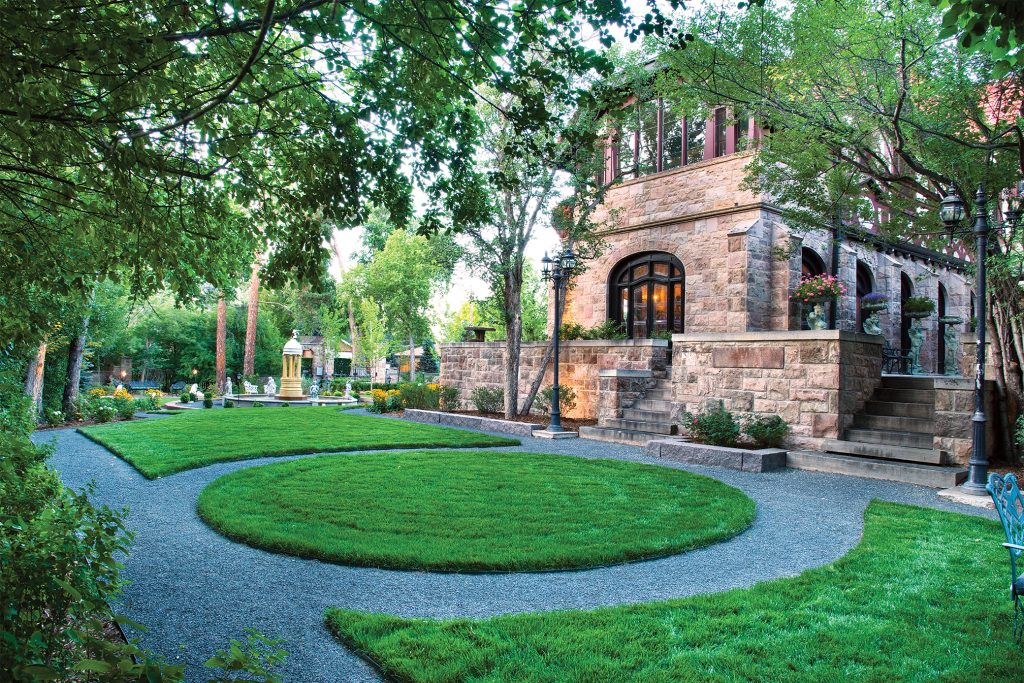 Trending Walkways for your Garden